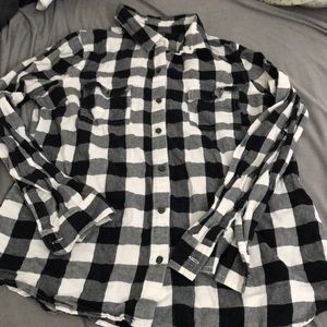 Black & white buffalo plaid flannel